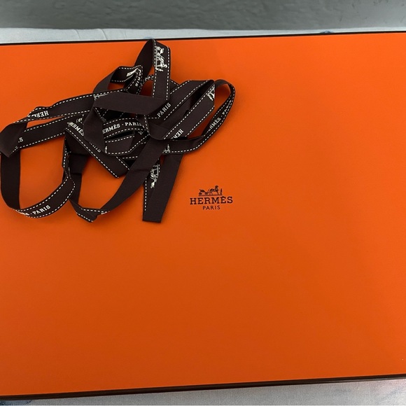 SOLD OUT HERMES Cashmere Boucles EY Camails Muffler Mrine Bordoux - Picture 6 of 6